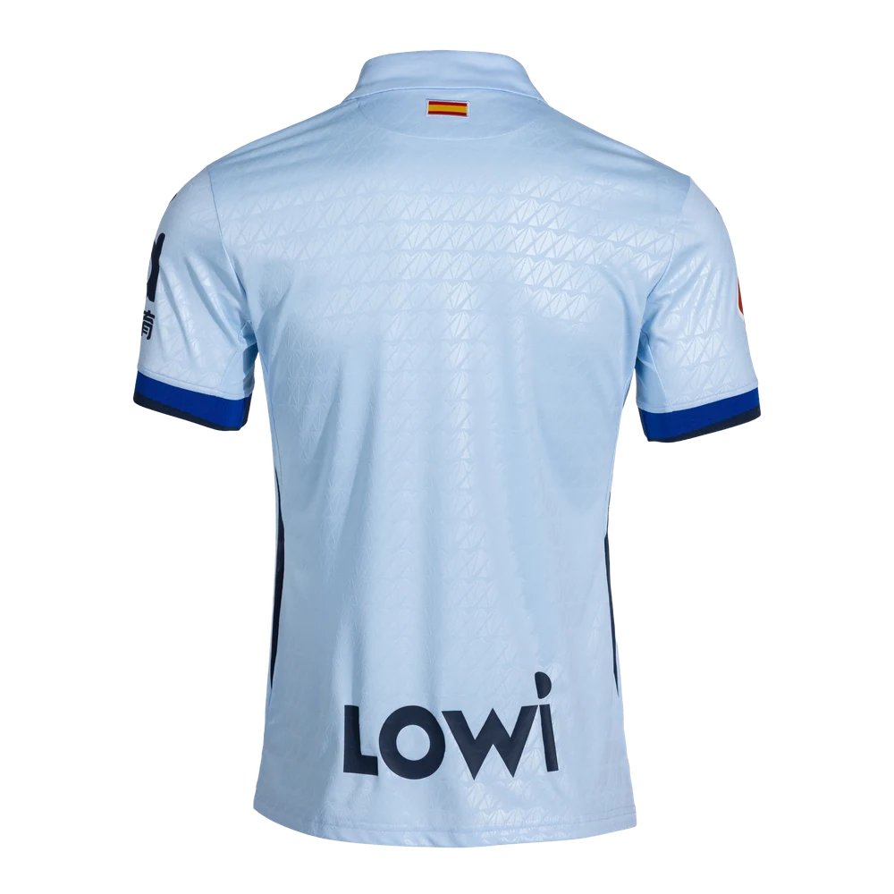 Espalda de la camiseta: vista previa de tu nombre y dorsal